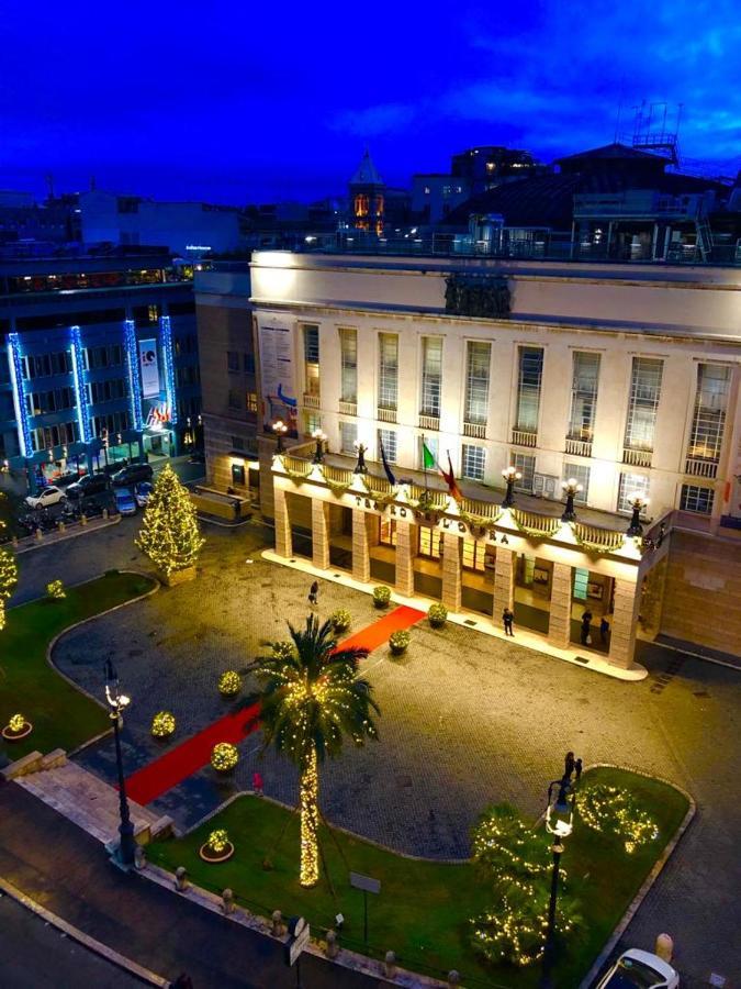 Downtown Luxury B&B - Termini Train Station Рим Екстериор снимка