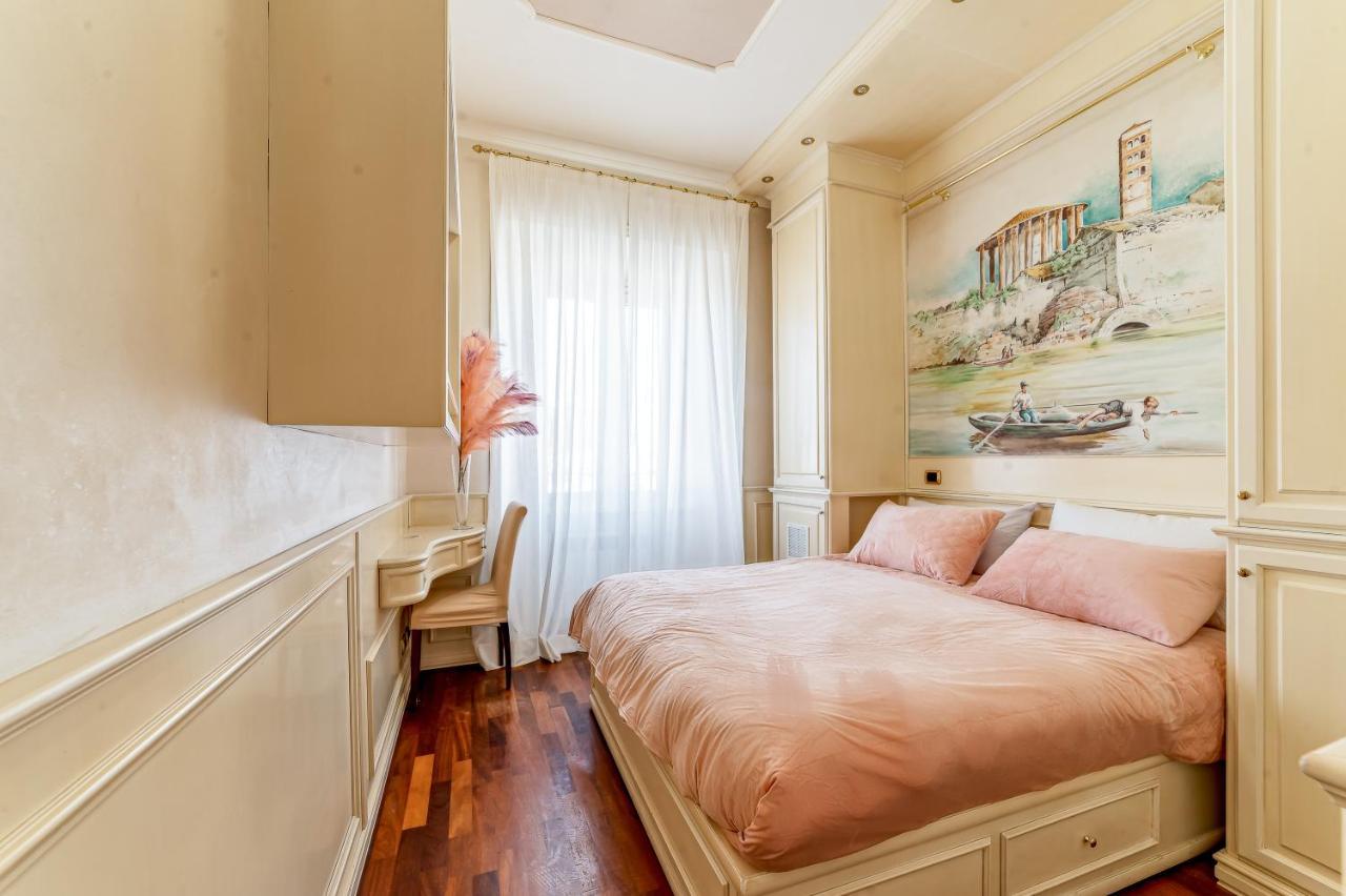 Downtown Luxury B&B - Termini Train Station Рим Екстериор снимка
